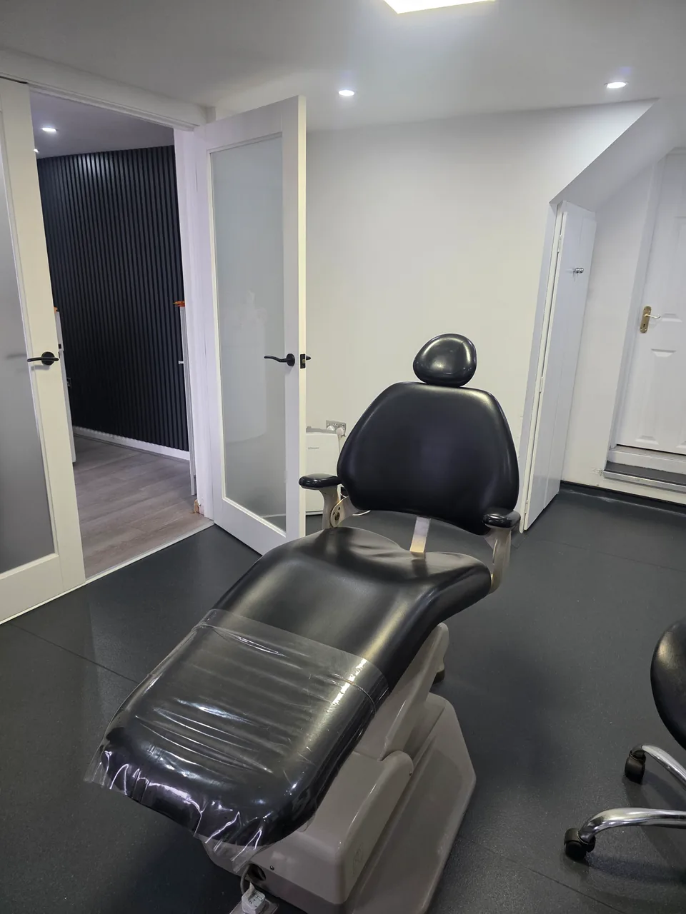 The treatment chair at Signature Dentures